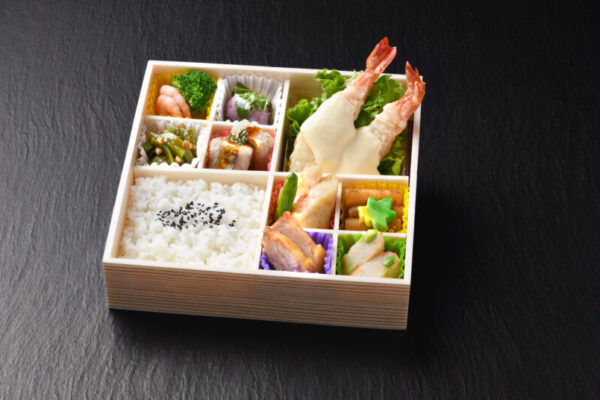 音羽御膳　大海老マヨ